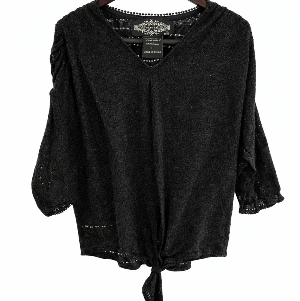 Oliver by Escio Black Eyelet Tie Front Blouse Sz Lg